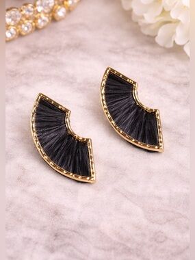 🎂Gold Frame Black Fan Tassel Stud Earrings - Women's Jewelry